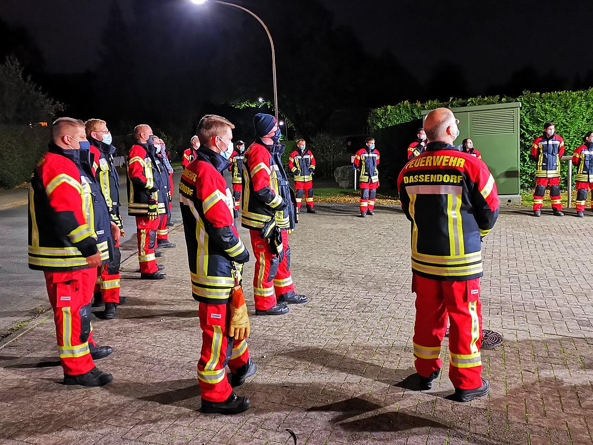 Feuerwehr Dassendorf: Neue Einsatzschutzkleidung übergeben